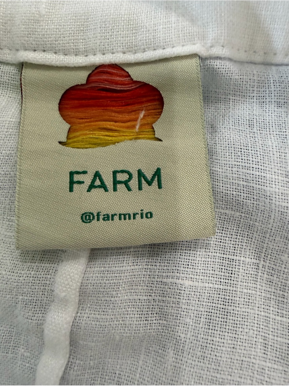 Farm Rio White Linen Pleated Shorts - Picture 4 of 7